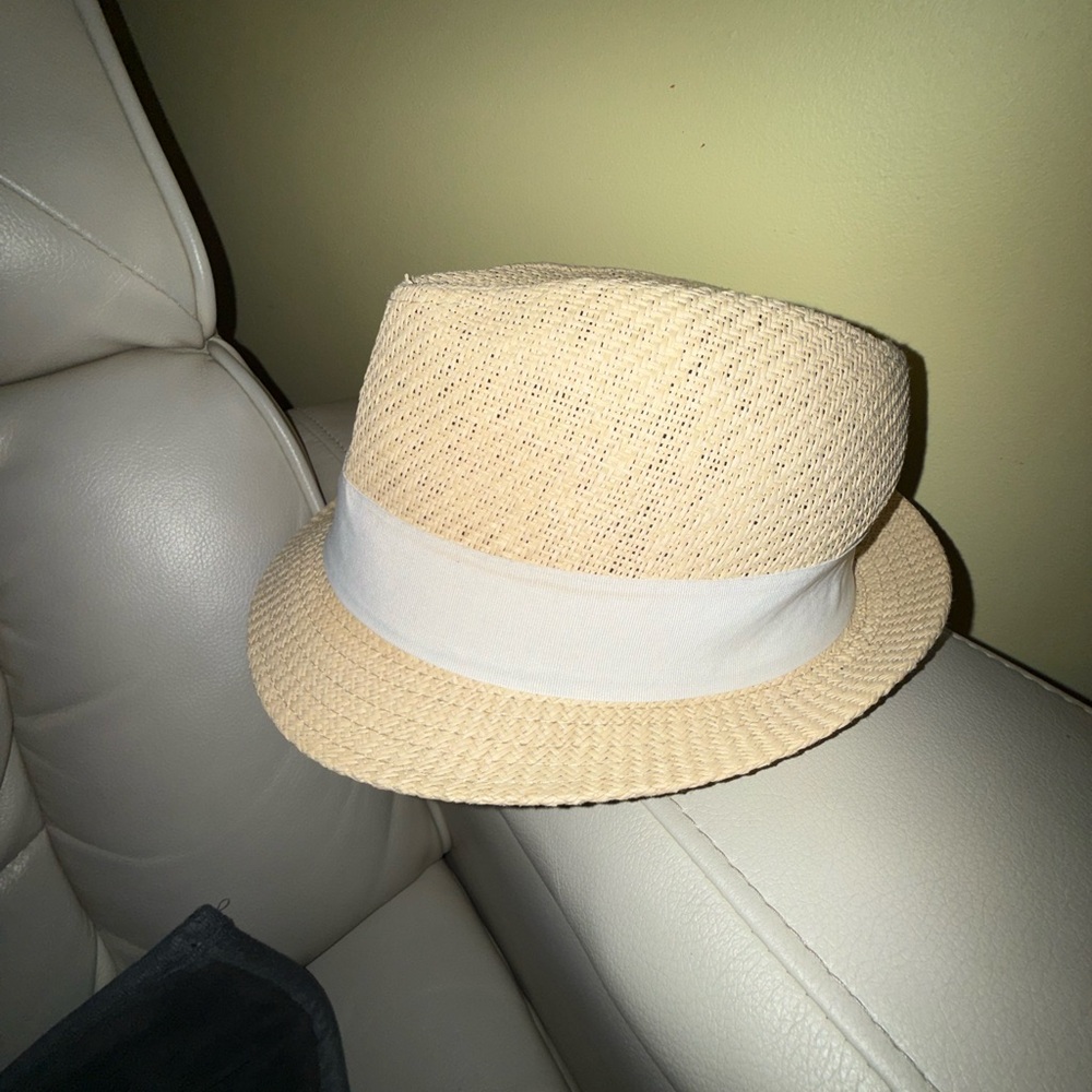 Stylish Beige Fedora Hat with White Band